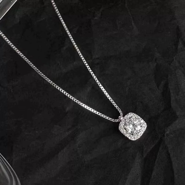 2ct Moissanite Pendant Necklace – Brilliant & Bold Elegance