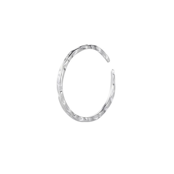 Minimalist Wavy Line Adjustable Ring – Silver Elegance