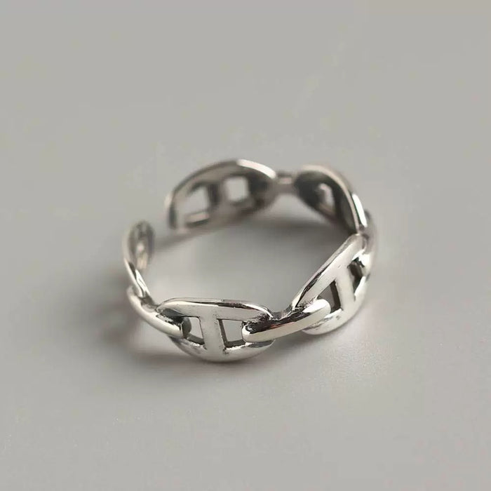Modern Chain-Link Adjustable Ring – Silver Minimal Statement