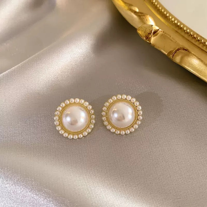 Vintage-Inspired Oversized Pearl Stud Earrings – Gold Beaded Frame