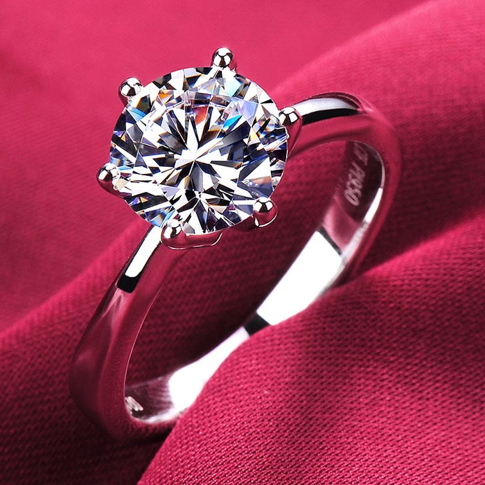 2 Carat Moissanite Ring – Diamond Alternative with Brilliance