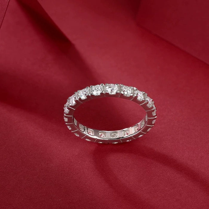 1.8ct Moissanite Ring – The Utopia Sparkle